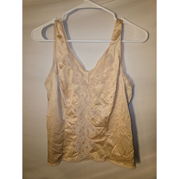 Nude Beige Lacy Camisole Cami Womens Size Medium M Shapewear Lightweight - Picture 1 of 3